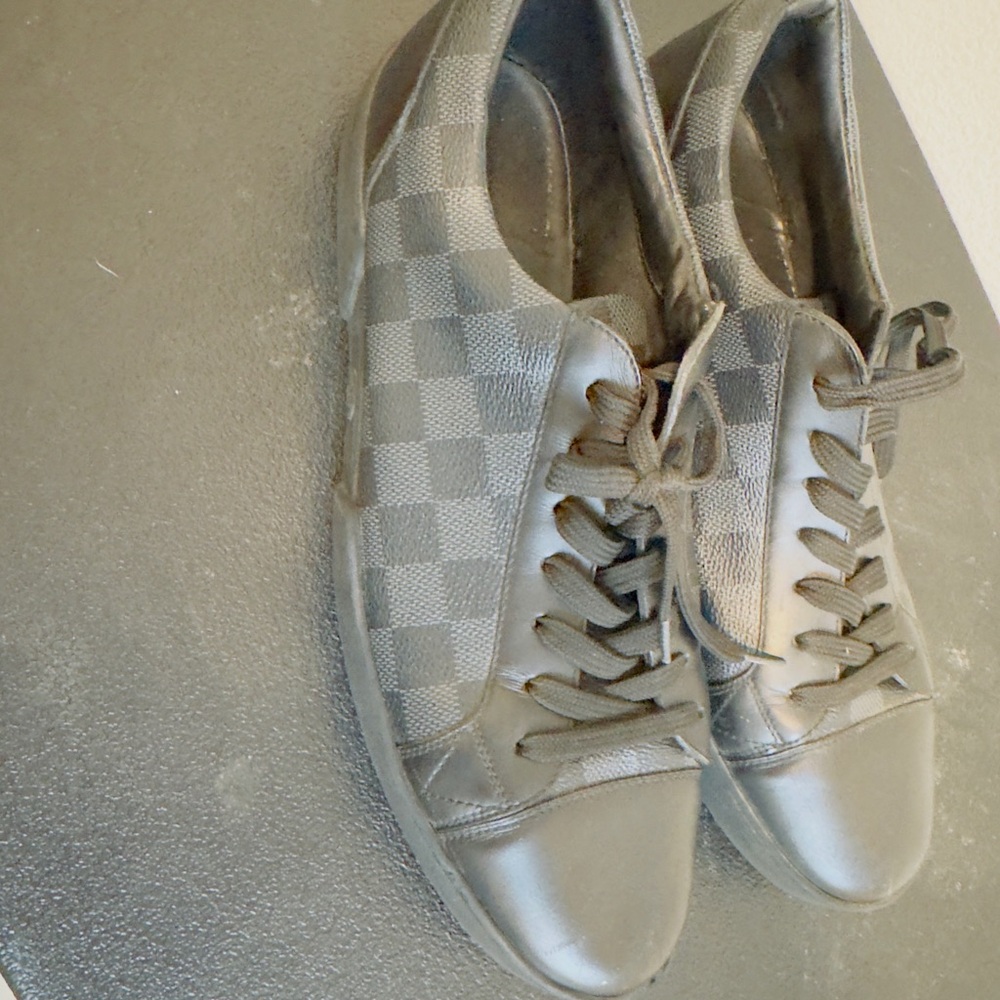 Louis Vuitton Gray Checkered men’s Sneakers